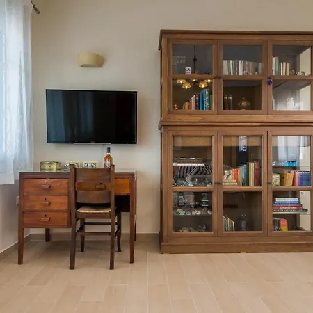 Blue Sky Tatil Evi Tripití